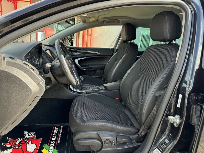 Insignia 2.0 Sportstourer /Xenon/Navi/19´´ Alu