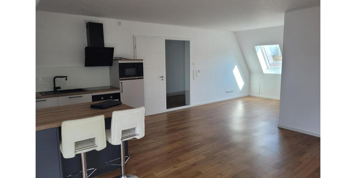 Dachgeschoßwohnung Emsbüren - 3 Zimmer, 81 m&sup2;, 811&euro; | Angebot:24427742
