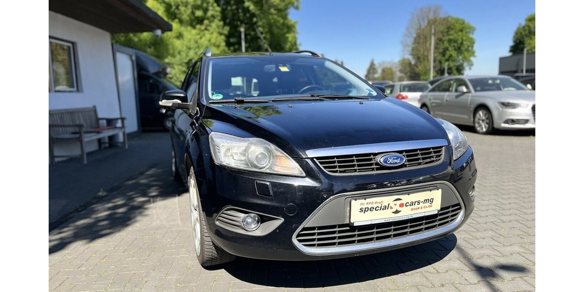 Ford Focus Titanium / LPG / Sitzheizung / Xenon / AHK 299.000 km 2.900 &euro; Mönchengladbach 41066
