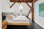 Einfamilienhaus Bayreuth City - 9 Zimmer, 301 m&sup2;, 1.145.000&euro; | Angebot:26019275