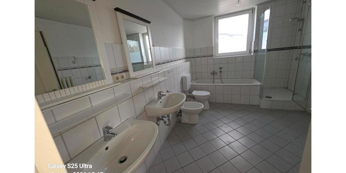 Etagenwohnung Stade Altländer Viertel - 3 Zimmer, 118 m&sup2;, 900&euro; | Angebot:26039676