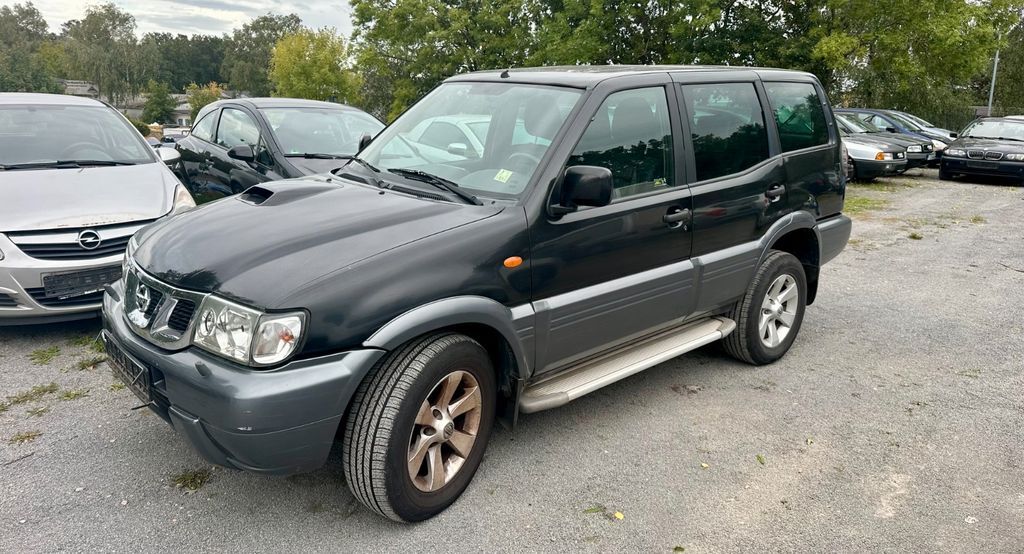 Nissan Terrano 147.000 km 7.200 € Garbsen 30823