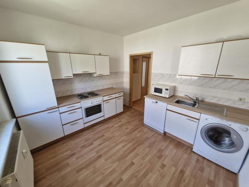 Kleine Wohnung für Singles oder Studierende mit Einbauküche und Waschmaschine