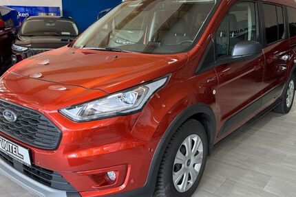 Ford Tourneo Connect 97.000 km 21.990 &euro; Plauen 08525
