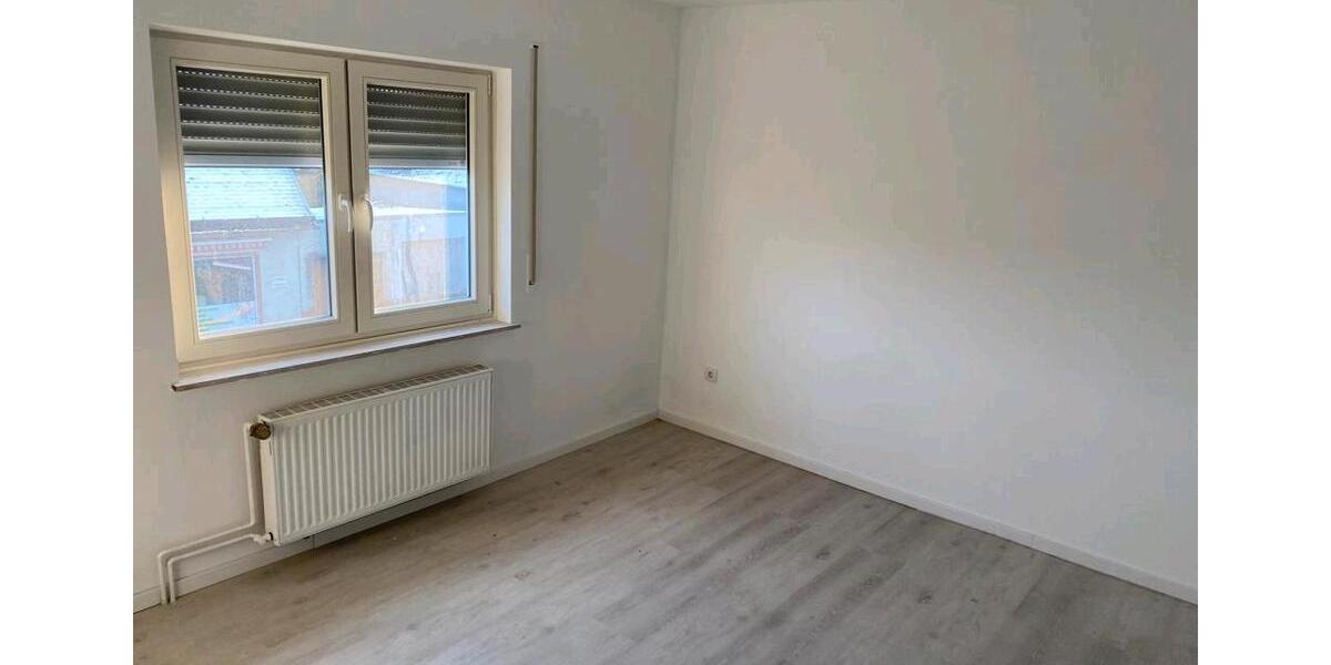 Einfamilienhaus Bad Marienberg (Westerwald) - 6 Zimmer, 130 m&sup2;, 1.250&euro; | Angebot:26302520