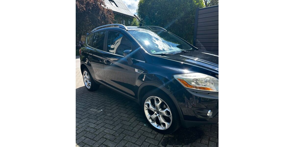 Ford Kuga 146.000 km 6.950 &euro; Müllheim 79379
