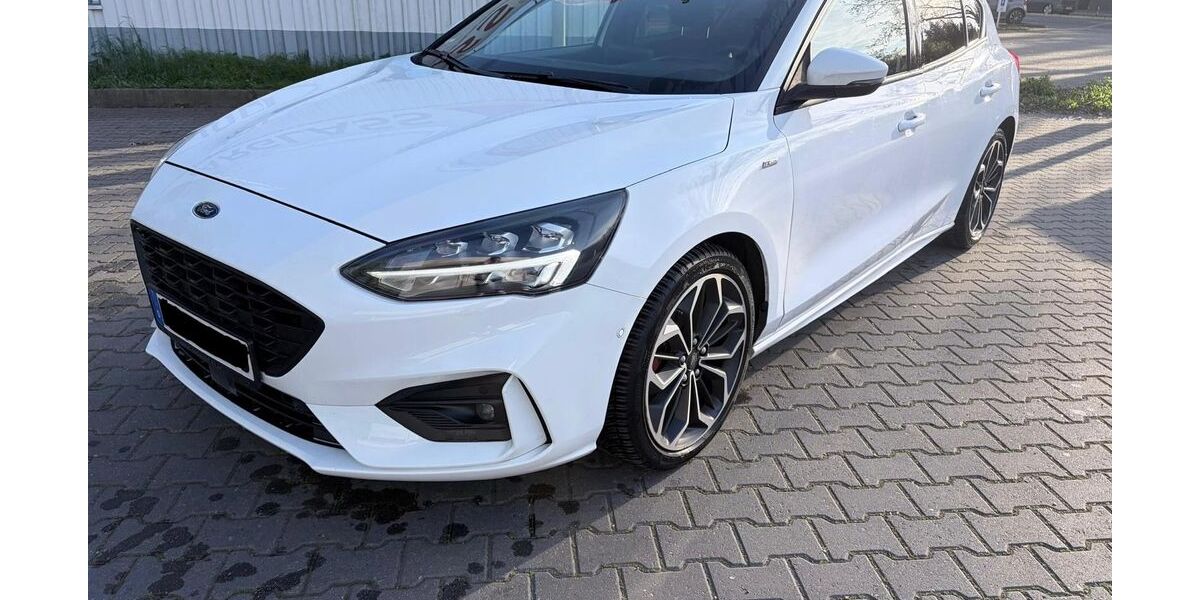 Ford Focus 103.415 km 16.500 &euro; Dunningen 78655