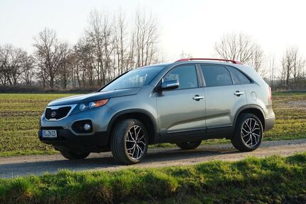 Kia Sorento 141.000 km 8.400 &euro; Burgstadt 09217