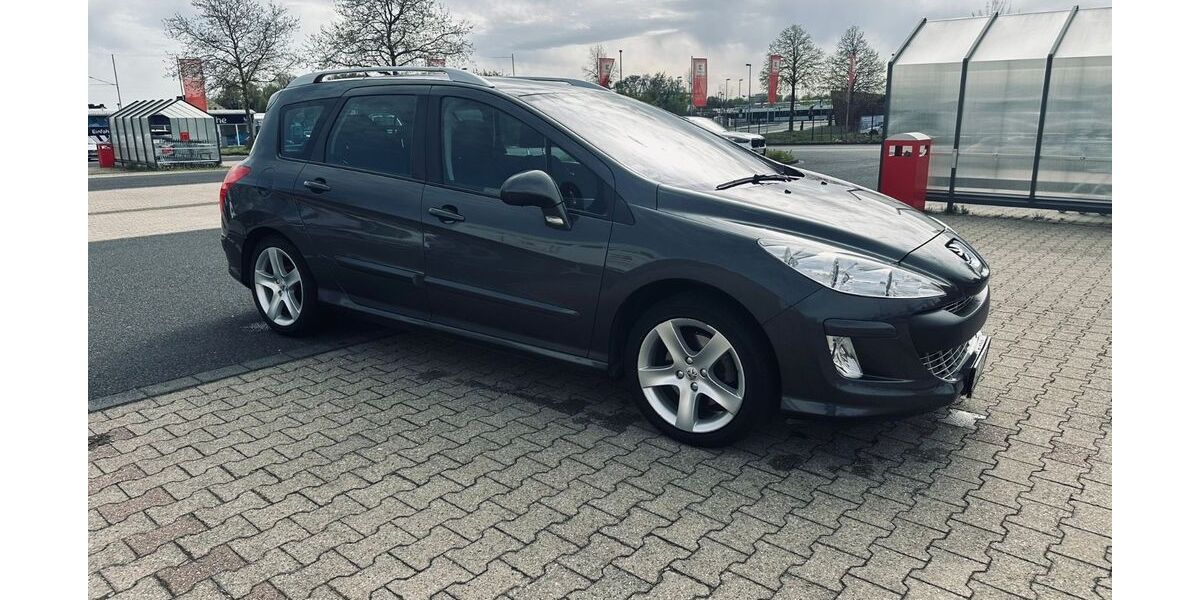 Peugeot 308 155.000 km 2.750 &euro; Bedburg 50181