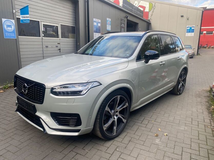 Volvo XC90 55.600 km 51.200 € Berlin 12043