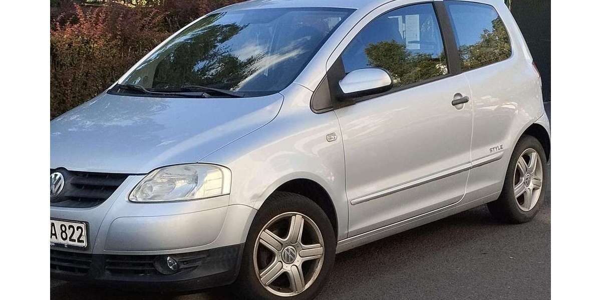 VW Fox 86.000 km 2.650 &euro; Kassel 34125