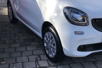 Smart ForFour 78.088 km 8.699 &euro; Trostberg 83308