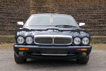 Jaguar Daimler 89.500 km 49.999 € Heppenheim 64646