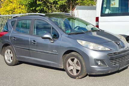 Peugeot 207 188.000 km 900 &euro; Kirchvers 35102