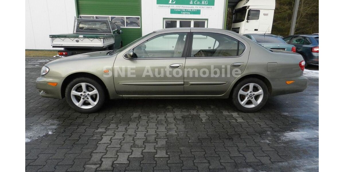 Nissan Maxima 185.612 km 2.590 &euro; Fürstenwalde 15517