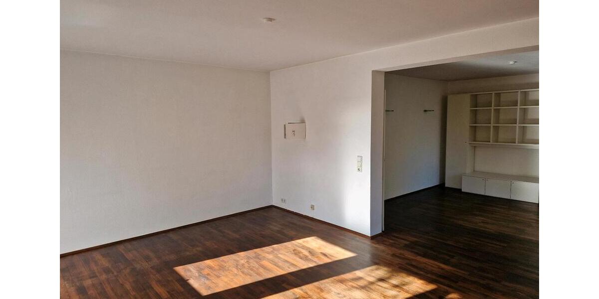 Etagenwohnung Puchheim - 2 Zimmer, 84 m&sup2;, 1.800&euro; | Angebot:25715385