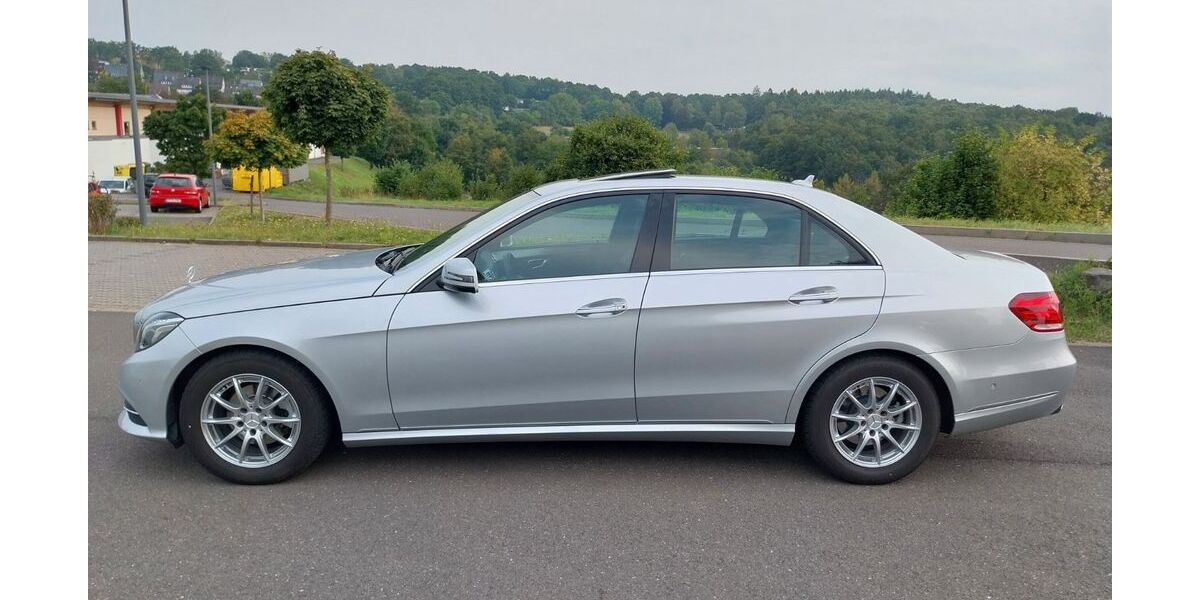 Mercedes-Benz E 200 62.750 km 22.950 &euro; Siegen 57072