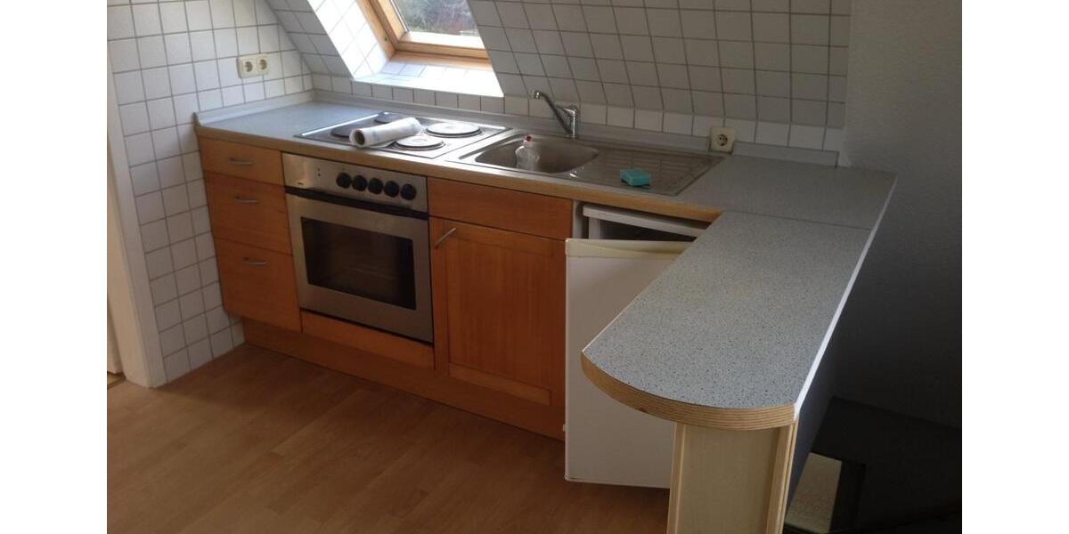 Dachgeschoßwohnung Lüneburg Ebensberg - 1.5 Zimmer, 30 m&sup2;, 380&euro; | Angebot:25784015