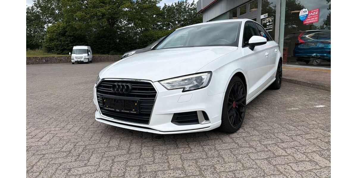 Audi A3 111.450 km 17.450 &euro; Bornhoeved 24619