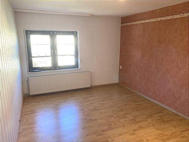 DHH mit schönem Garten in Eisleben