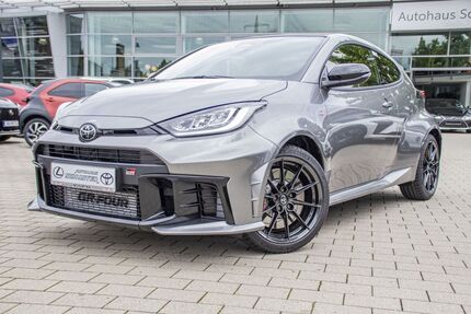 Toyota Yaris 1.019 km 43.900 &euro; Stadtbergen 86391