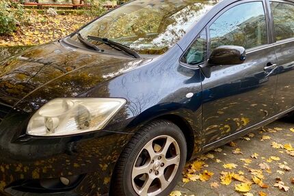 Toyota Auris 115.000 km 6.500 &euro; Berlin 10559