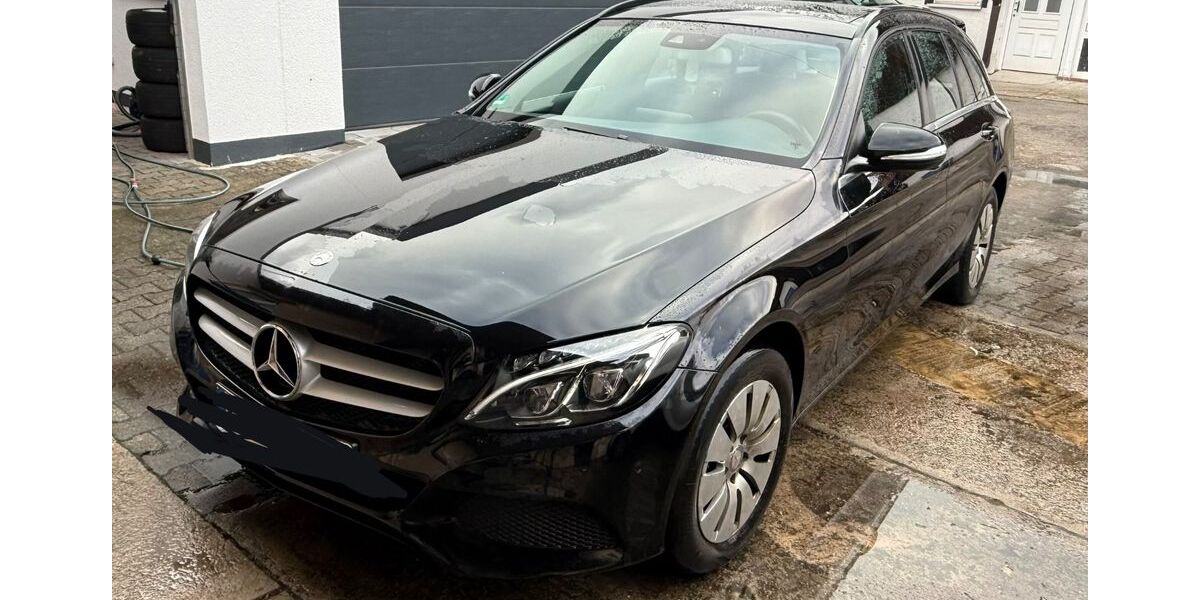Mercedes-Benz C 220 345.000 km 7.850 &euro; Ramstein-Miesenbach 66877