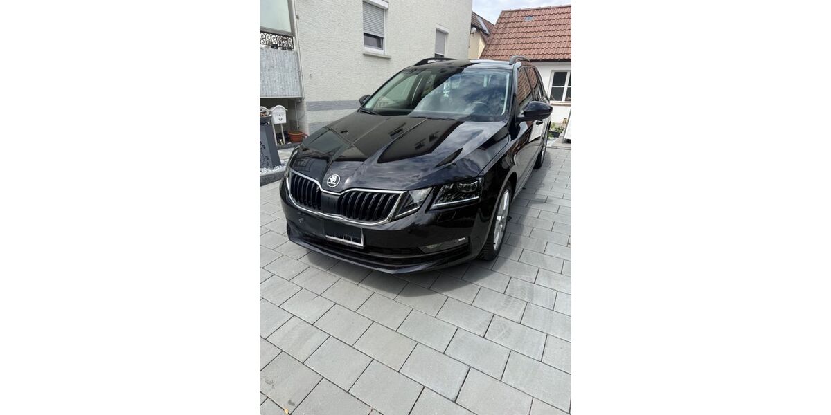 Skoda Octavia 158.600 km 15.300 &euro; Essingen 73457
