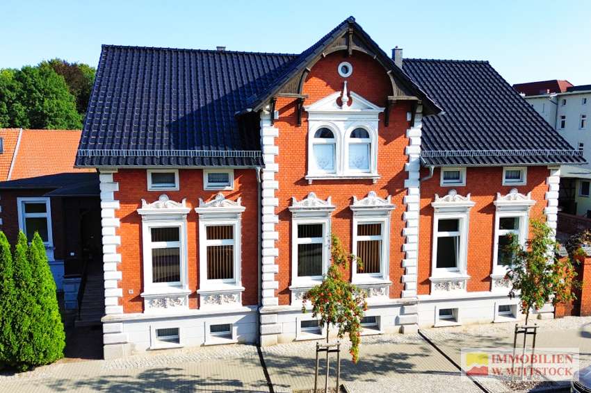 Einfamilienhaus Pritzwalk - 10 Zimmer, 288 m&sup2;, 185.000&euro; | Angebot:26023357