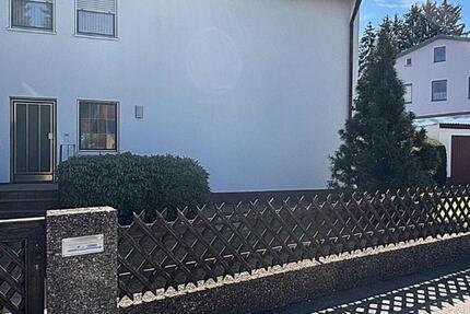 Haus Neumarkt in der Oberpfalz Altenhof - 5 Zimmer, 140 m&sup2;, 1.490&euro; | Angebot:27613270