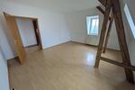 Dachgeschoßwohnung Zwickau - 2 Zimmer, 62 m&sup2;, 330&euro; | Angebot:26008188