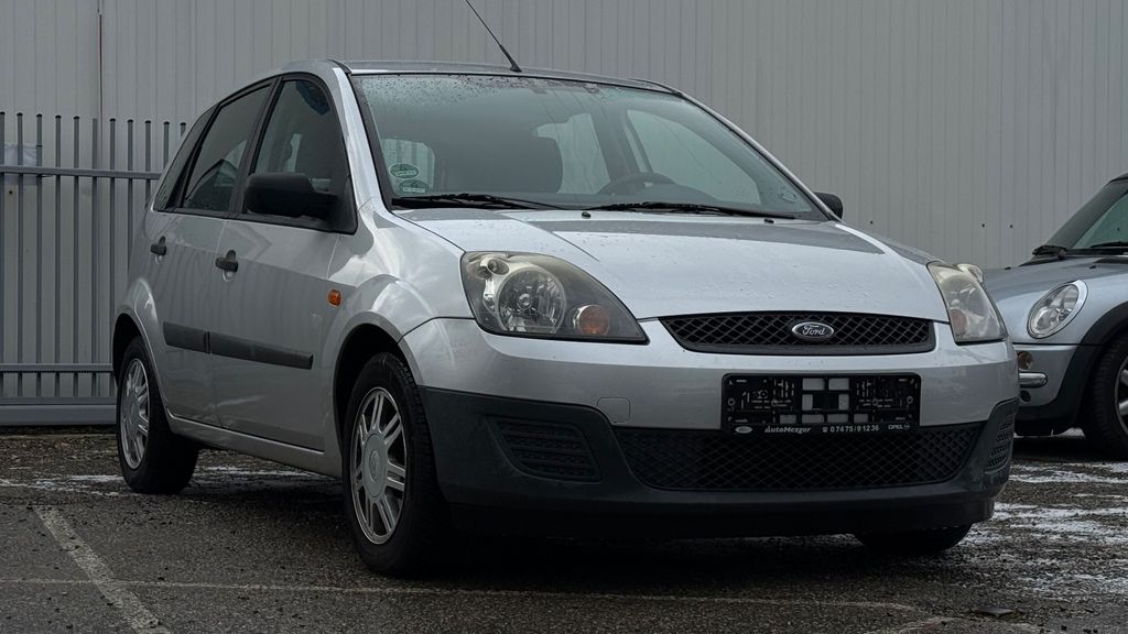 Ford Fiesta 112.000 km 1.300 &euro; Reutlingen 72766