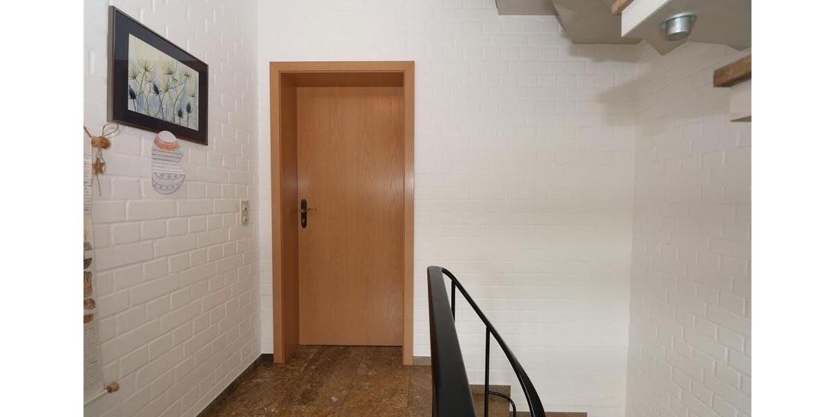 Etagenwohnung Eschwege - 2 Zimmer, 104 m&sup2;, 790&euro; | Angebot:23687432