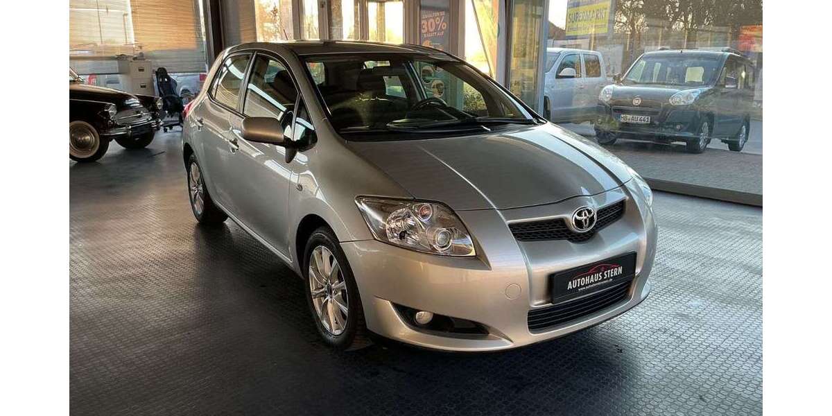 Toyota Auris 125.000 km 7.990 &euro; Bremen 28201