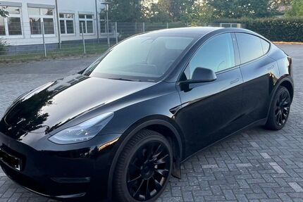 Tesla Model Y 105.000 km 30.500 &euro; Gifhorn 38518