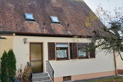 Einfamilienhaus (DHH) in attraktiver Lage in Ansbach 6 zimmer