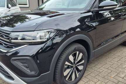 VW T-Cross 9.498 km 25.750 € Garrel 49681