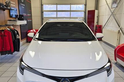 Toyota Corolla 21.351 km 24.590 &euro; Wittenberg 06886