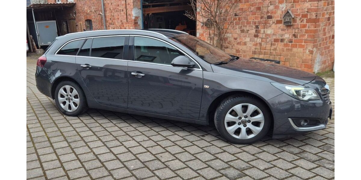 Opel Insignia 214.000 km 4.900 &euro; Großenlüder 36137
