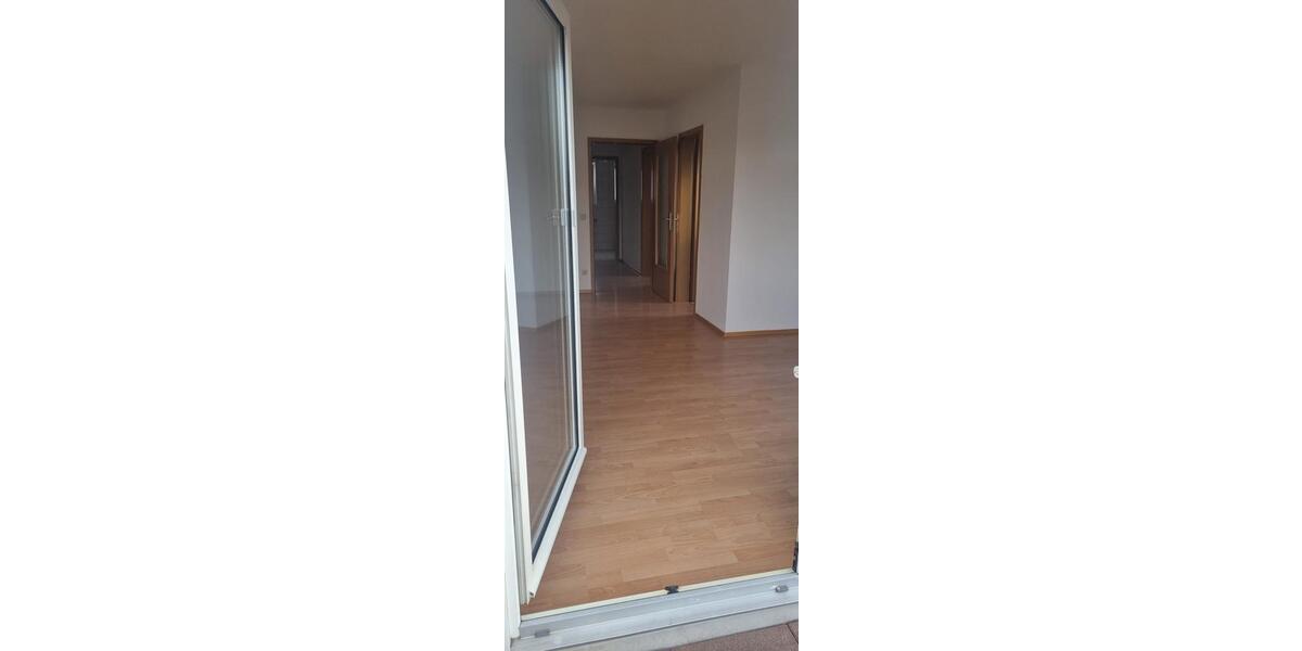 Dachgeschoßwohnung Trossingen - 2 Zimmer, 50 m&sup2;, 156.000&euro; | Angebot:26578490