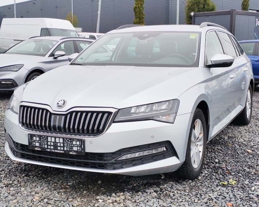 Skoda Superb 222.100 km 15.470 € Rosdorf 37124