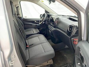 Mercedes-Benz Vito 119 Tourer PRO 4x4 XL STANDHZ AHK PDC KAM 6.354 km 64.490 &euro; Sangerhausen 06526