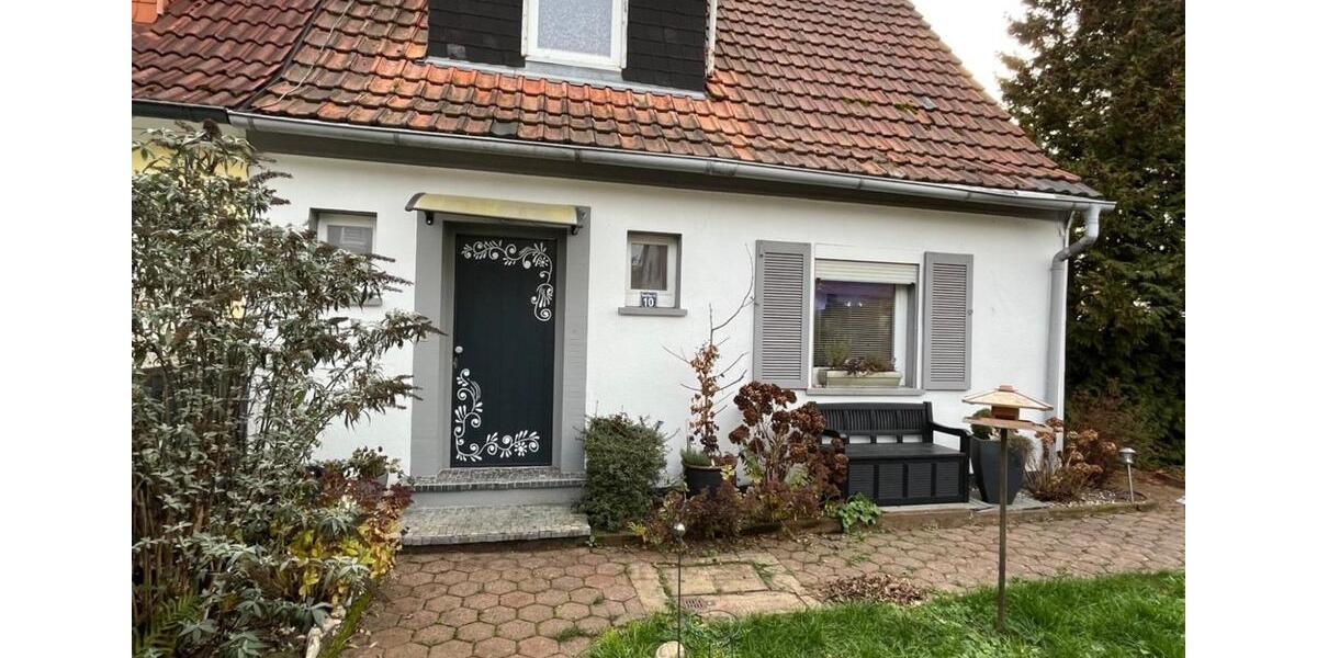 Doppelhaushälfte Niederwerrn - 4 Zimmer, 80 m&sup2;, 235.000&euro; | Angebot:24943703