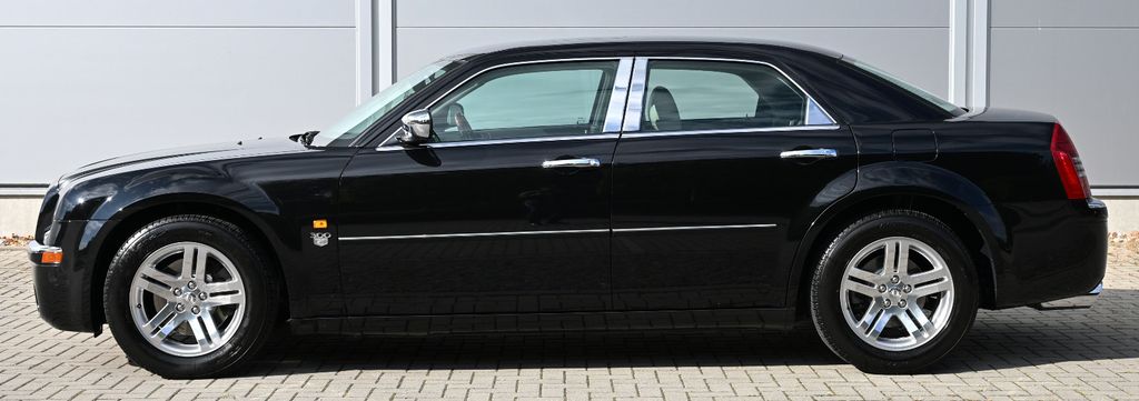 Chrysler 300C 66.200 km 17.990 &euro; Oststeinbek 22113