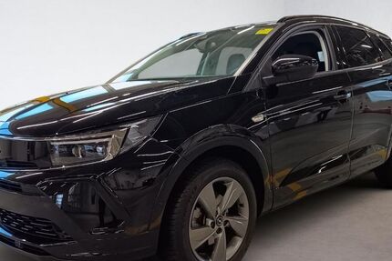 Opel Grandland (X) 13.010 km 26.750 € Südliches Anhalt OT Radegast 06369