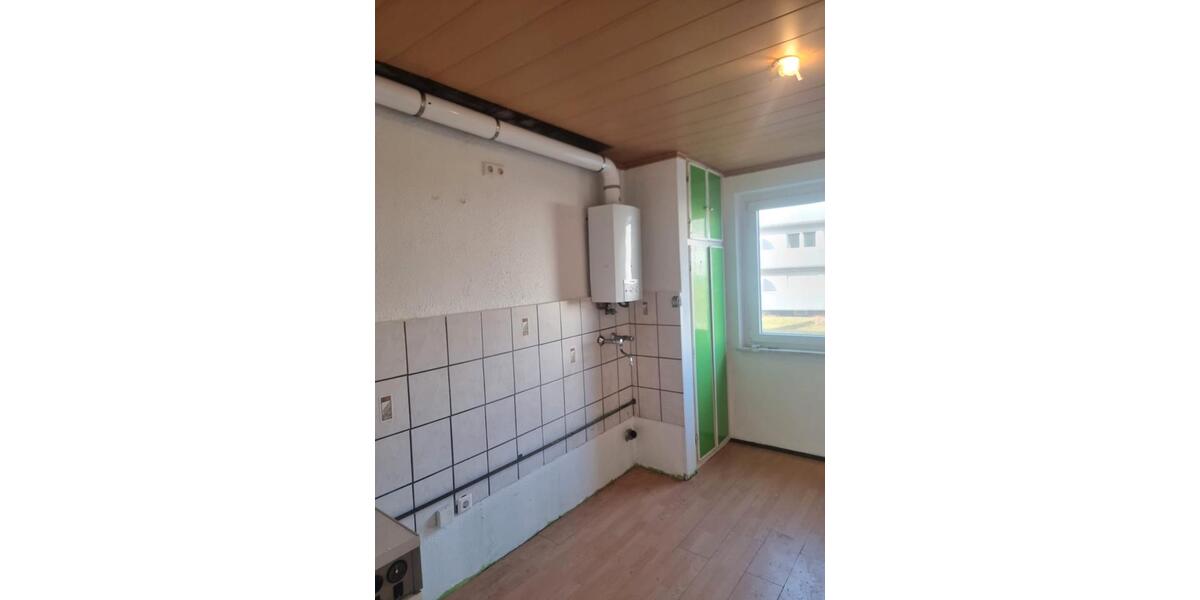 Etagenwohnung Idar-Oberstein Oberstein - 3 Zimmer, 84 m&sup2;, 85.000&euro; | Angebot:27042570