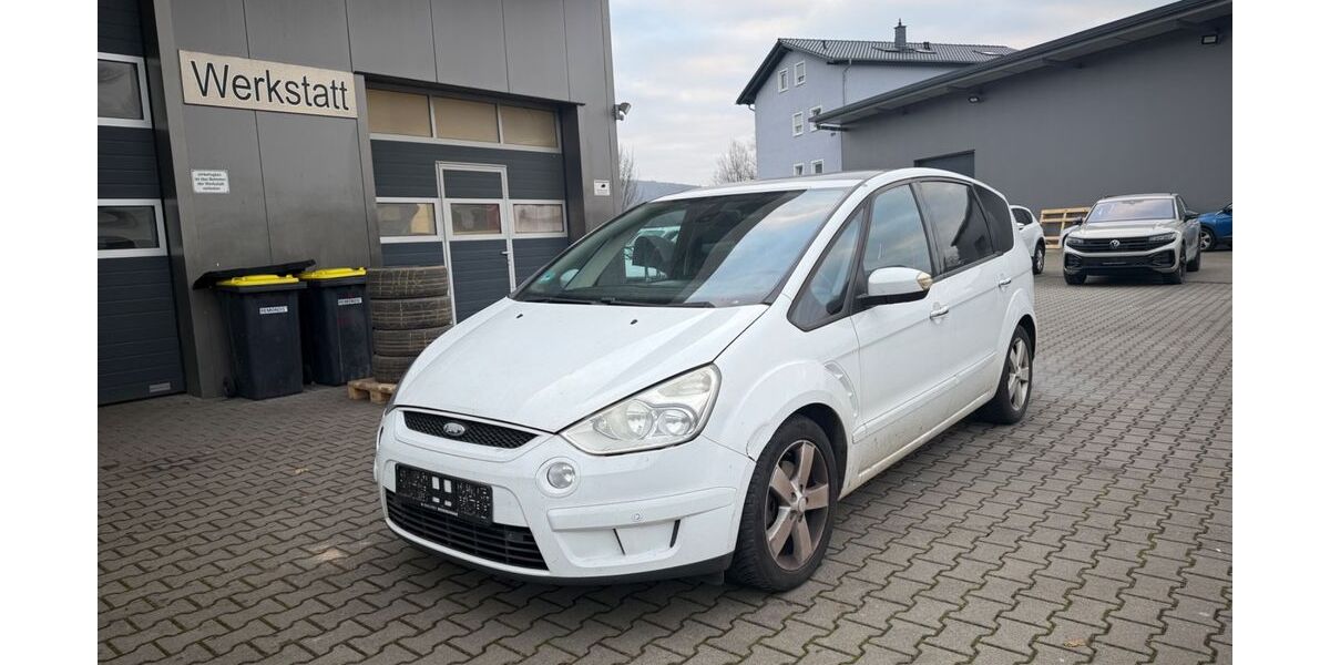 Ford S-Max 210.000 km 2.500 &euro; Büdingen-Düdelsheim 63654