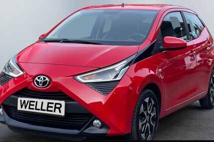 Toyota Aygo (X) 72.000 km 10.480 &euro; Herford 32049