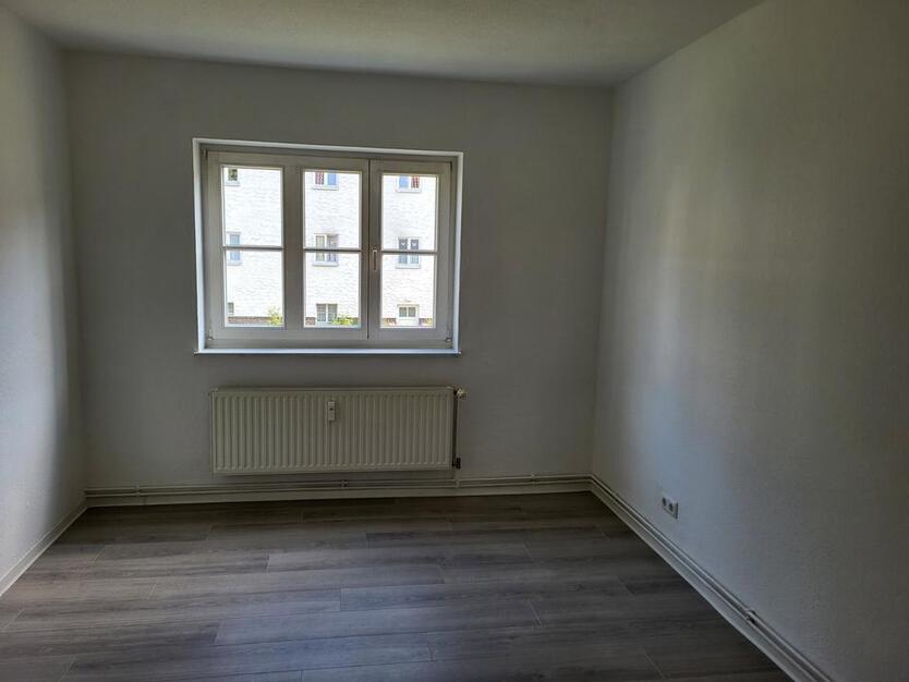 Heinrich-von-Rosenberg-Straße 26, Erdgeschoss rechts