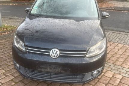 VW Touran 317.215 km 4.900 &euro; Netphen 57250